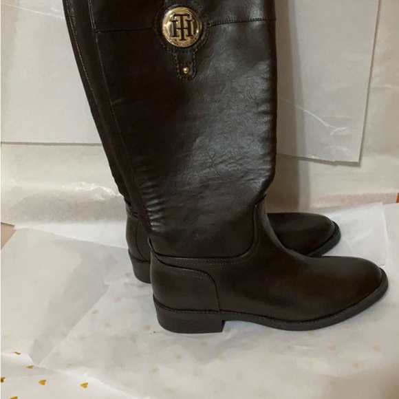 NewTommy Hilfiger Brown Leather Footwear - Picture 2 of 7